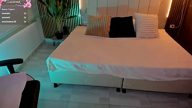 Amanda_Ruiz_'s cam snapshot