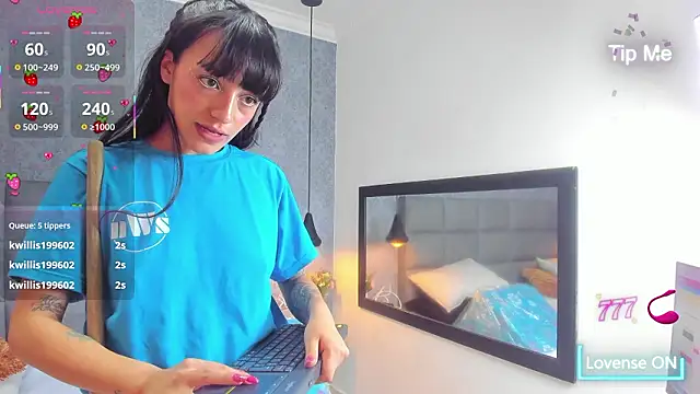 Luna_Bella3's cam snapshot