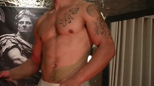 DannSaenz live sex cam