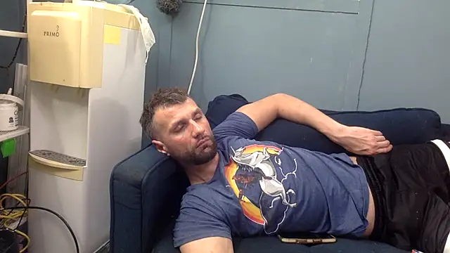 sexyhotstud12's cam snapshot