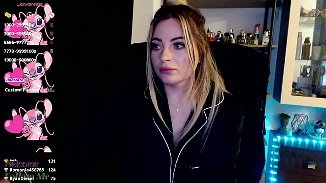 Rania_Stitch's cam snapshot