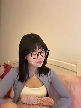 Ella-AAAAA's cam snapshot