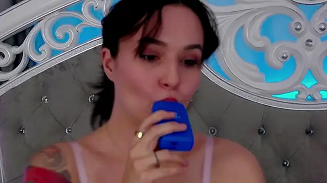 MeIisaLove's cam snapshot