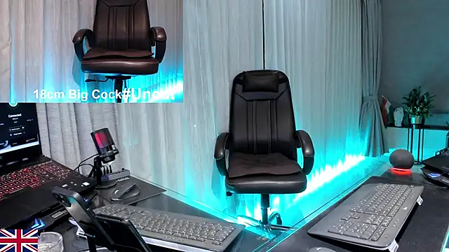 OnlineBossUK's cam snapshot