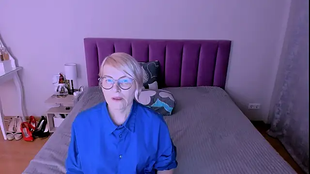 sabrinamacmarren's cam snapshot