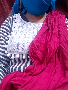 ruhi_act's cam snapshot