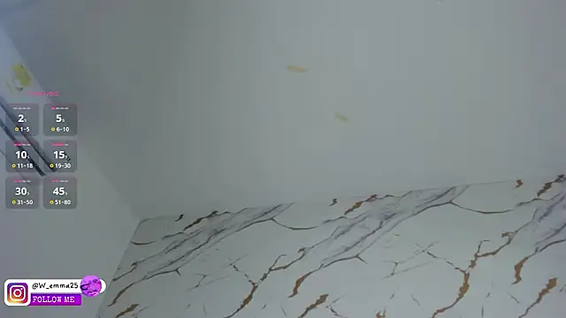 _Emma_whiitee_'s cam snapshot