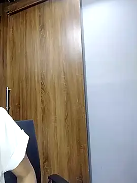 daringandunique's cam snapshot