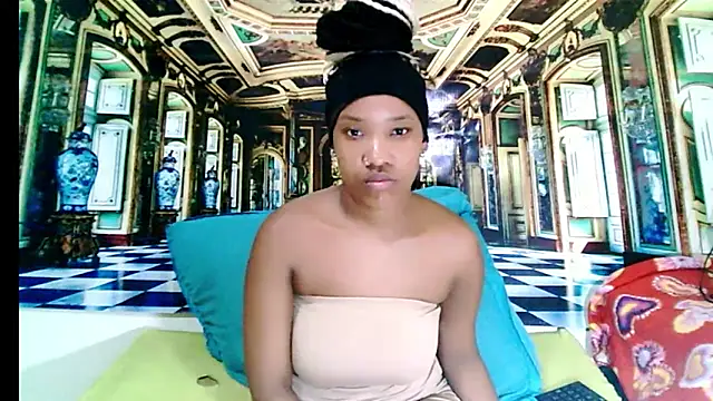 EroticSexyPrada's cam snapshot