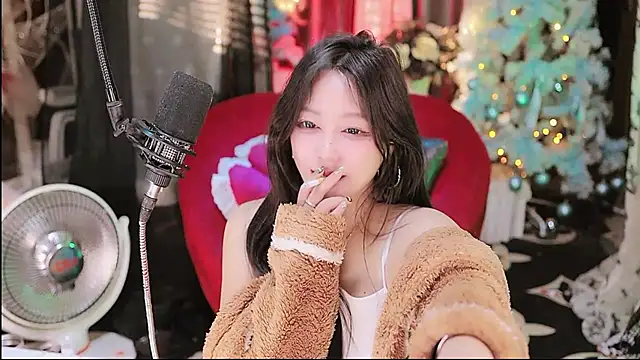 Missy_Nana21 live sex cam