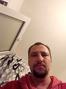 Miki20677 live sex cam