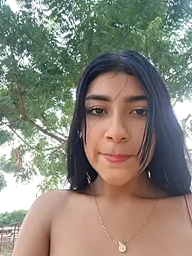 Sweed-virgin-pussy live sex cam