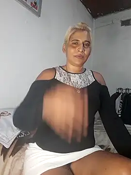 Goodgirlsue_77 live sex cam