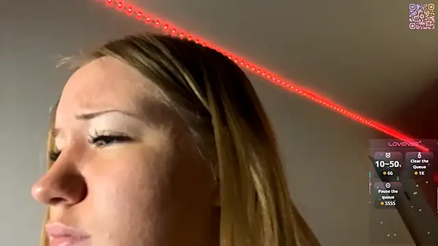 PandaFluff's cam snapshot