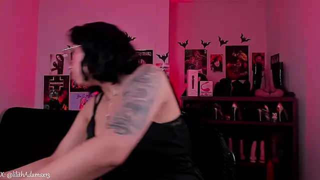 lilith-deveraux's cam snapshot