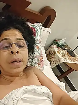 NakedMILFx's cam snapshot