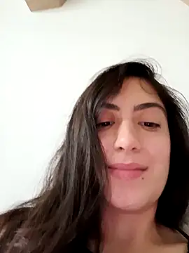 MIYESSI live sex cam