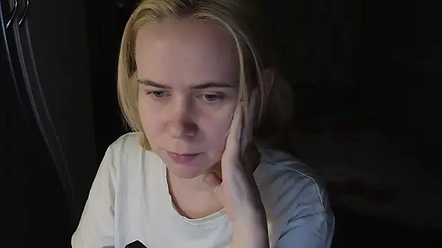 Riley_Roo live sex cam