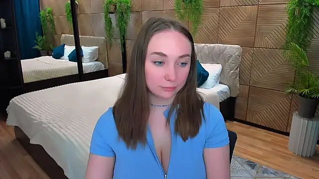 TrueReincarnation live sex cam