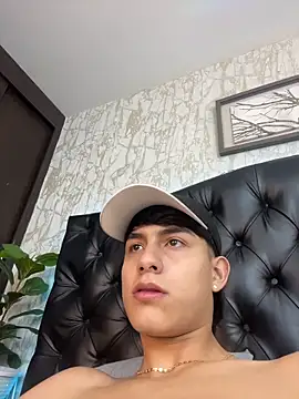 Lander_Cruz live sex cam