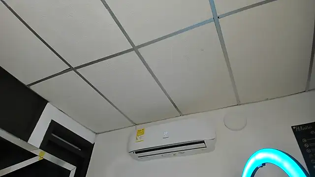 Rubyxht live sex cam