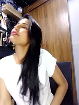 daringandunique's cam snapshot