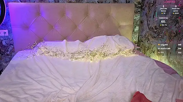 KateBleare's cam snapshot