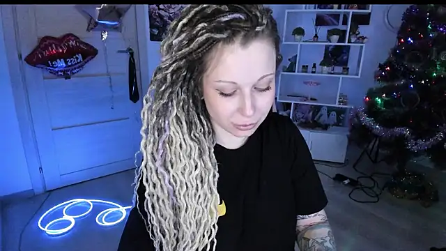 HoneySallyMoore's cam snapshot