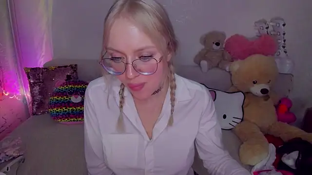 CeaneLino's cam snapshot