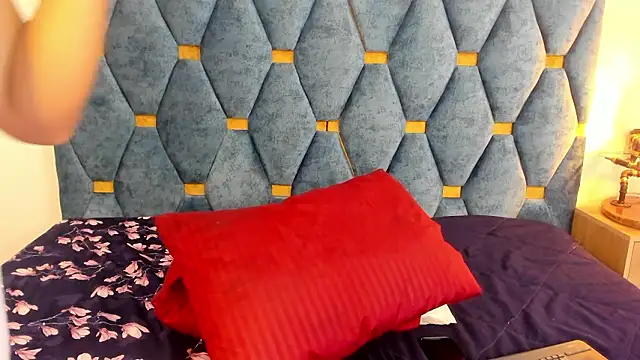 Sofia_ll's cam snapshot