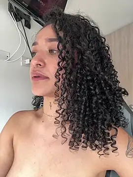 crystal_dlun's cam snapshot