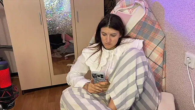 Katrin__kiss's cam snapshot