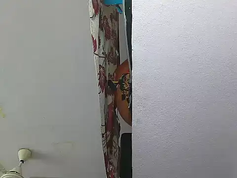 Jaanu6482's cam snapshot