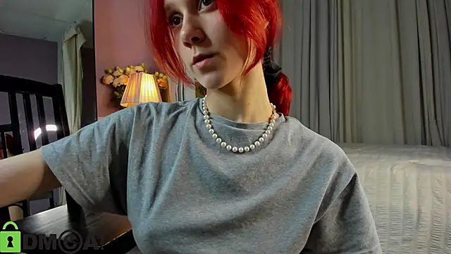 Dearly_Emily's cam snapshot