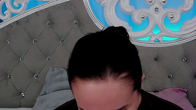 MeIisaLove's cam snapshot