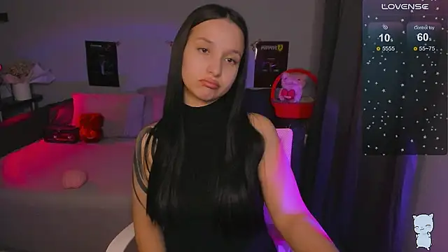 BabyMooon's cam snapshot