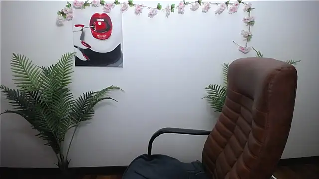 XX_Daniella_XX live sex cam