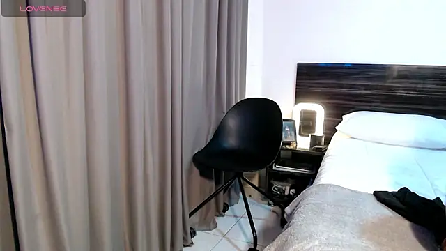 FaustoCock live sex cam