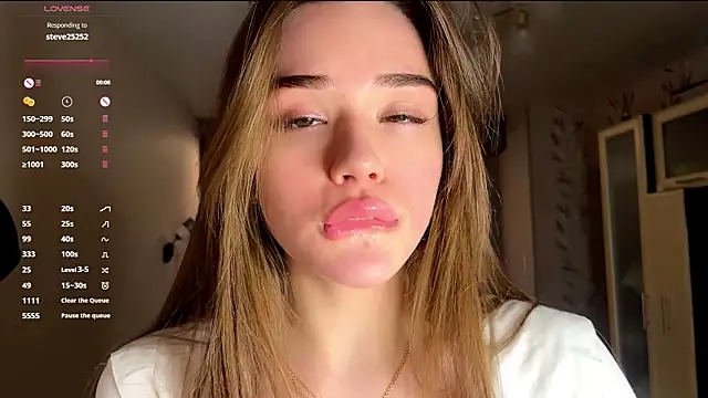 LubaSeirers live sex cam