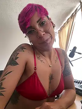 MiaMorgan_'s cam snapshot