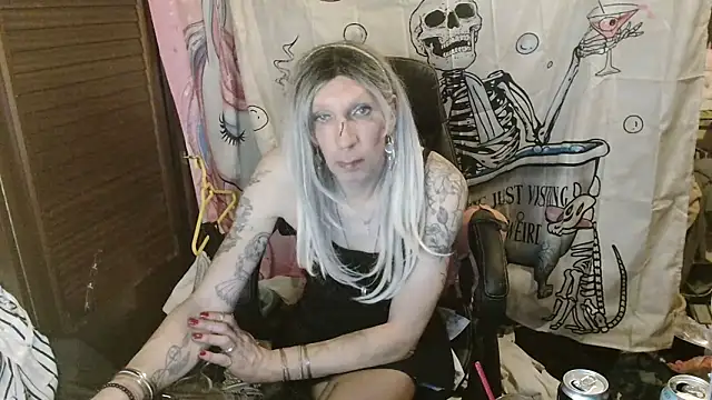 Ombeline1 live sex cam