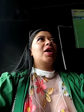 Pp-ari4na03's cam snapshot