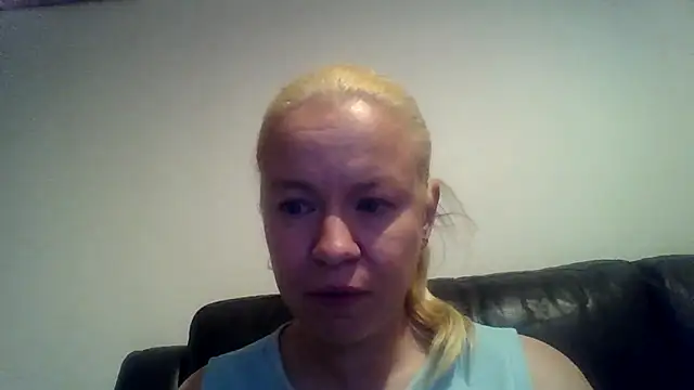 jennyblondeuk's cam snapshot