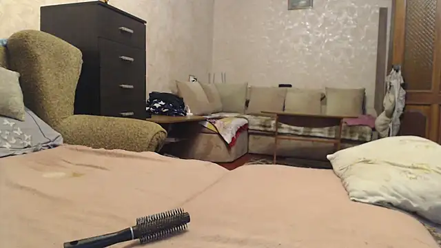 Amy_August's cam snapshot