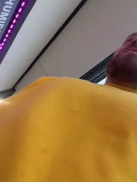 BearChubby300 live sex cam