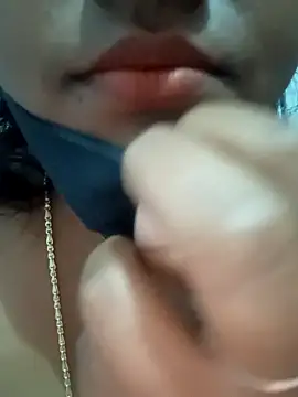 Kavya_KannadaTamil's cam snapshot