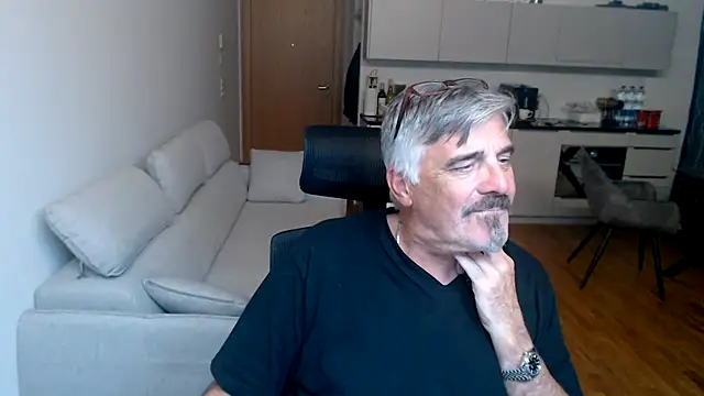 Budapest1958 live sex cam