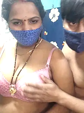 Aditya_sanjna's cam snapshot