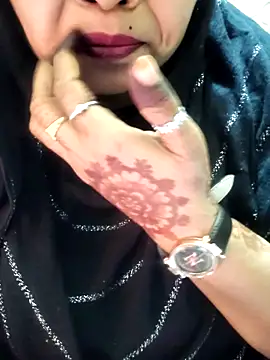 Indian-Nazia's cam snapshot