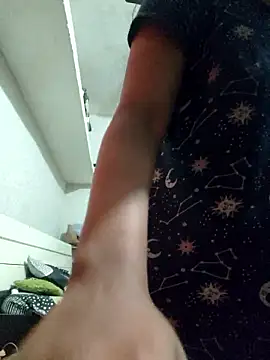 Priya_Strip's cam snapshot